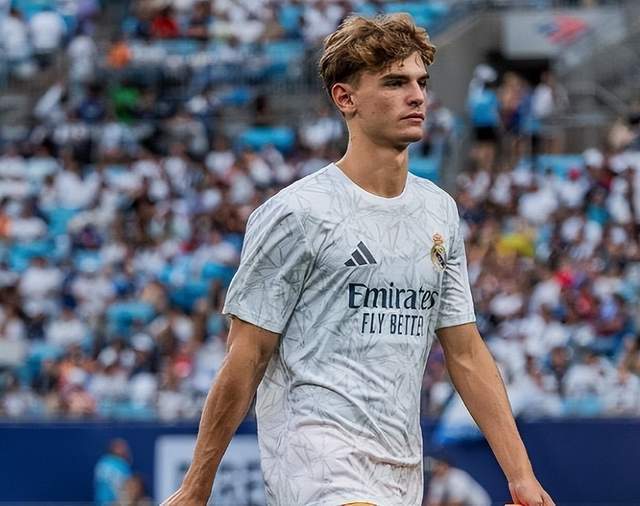 低位背身单 低位背身单