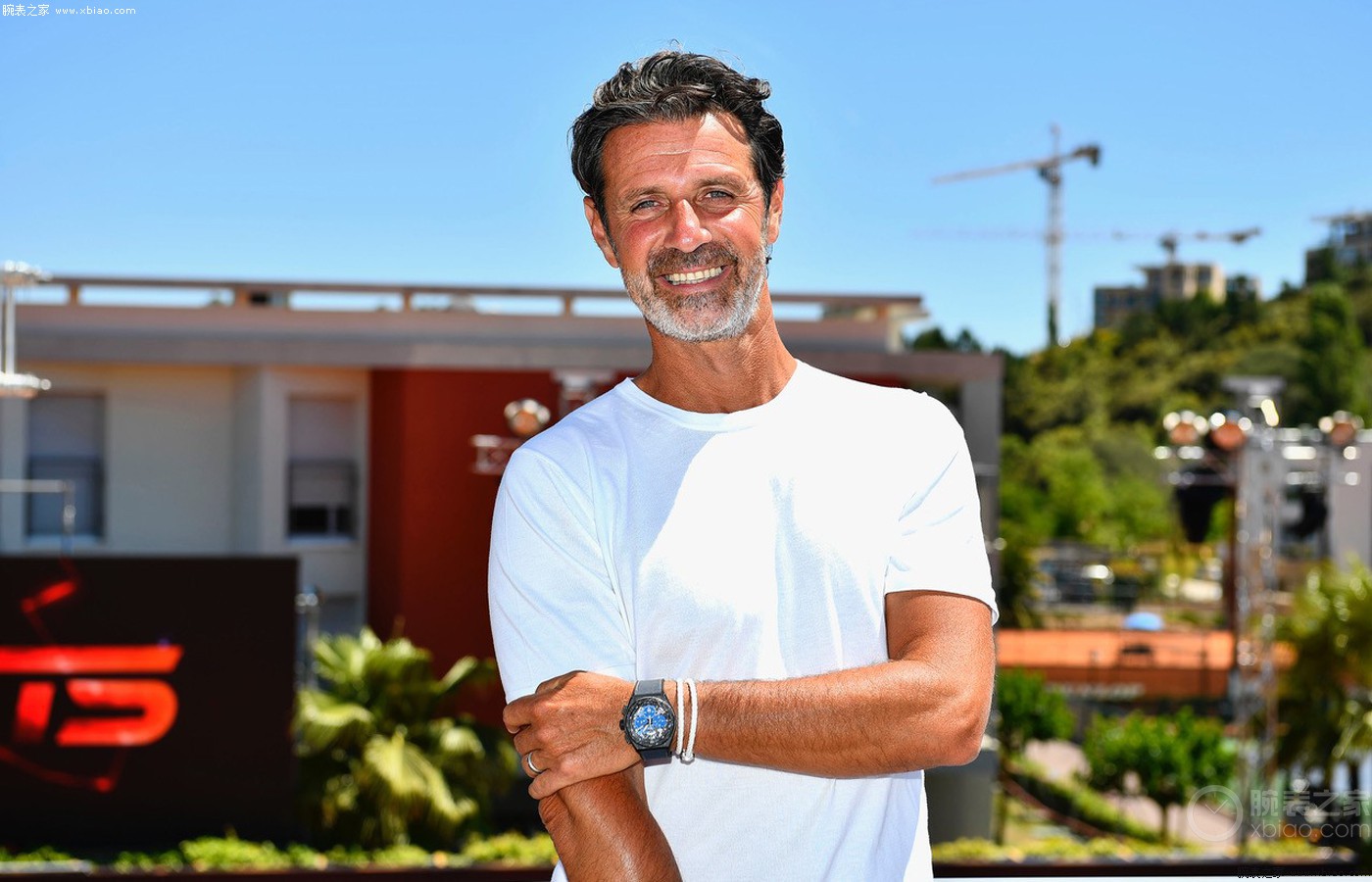 此被按下暂 此被按下暂