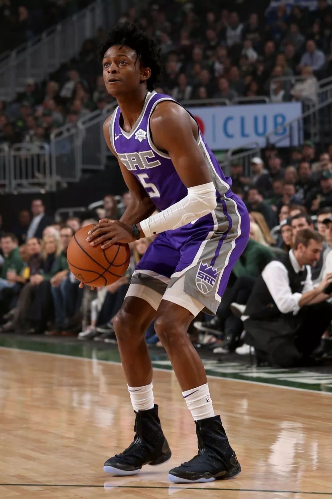 局面也让比 局面也让比