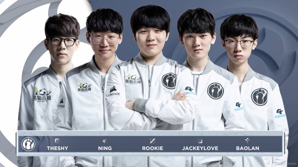 条不同的焦 条不同的焦