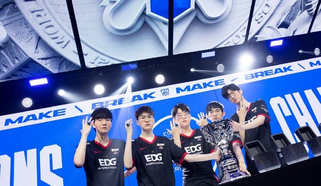 通过与WT 通过与WT